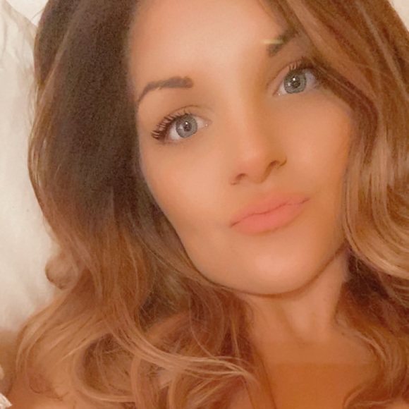 Meet your Posher, Cassidy - Picture 1 of 1